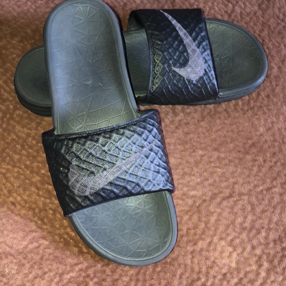 Nike Other - NIKE Mens Slide on Flip Flops 11